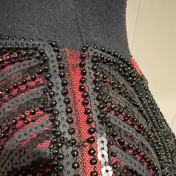 Showgirl Sequin Beaded Fringe Formal Chic Black and Red Mini Dress - Picture 6 of 8